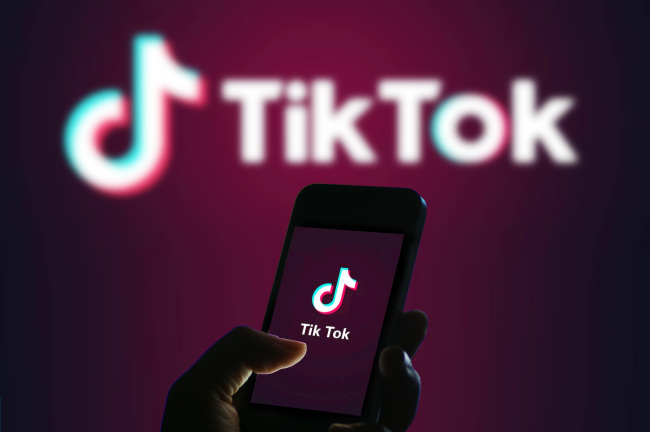 Douyin and Tik Tok user spending hit record U.S. $11.7 million in July