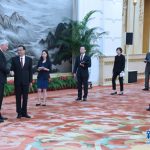 Premier Li meets with newly-appointed foreign envoys