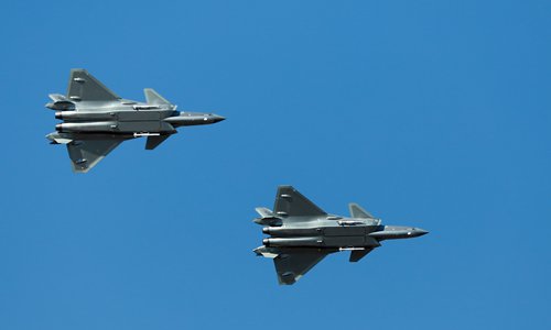 Chinese military enthusiasts expect new warplanes in 2020Chinese military enthusiasts expect new warplanes in 2020