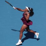 Serena drops set at warm-up