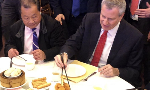 NYC officials dine in Chinatowns to help shatter fear over COVID-19