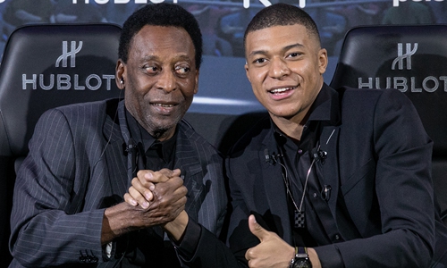 Legend Pele depressed, reclusive because of poor health: son