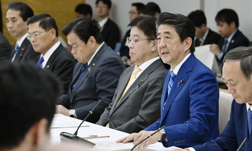 Japan’s Abe orders gov’t to draw up legislation amid coronavirus outbreak