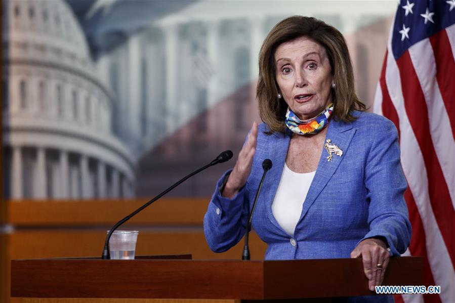 Pelosi urges expansion of U.S. sanctions against Russia