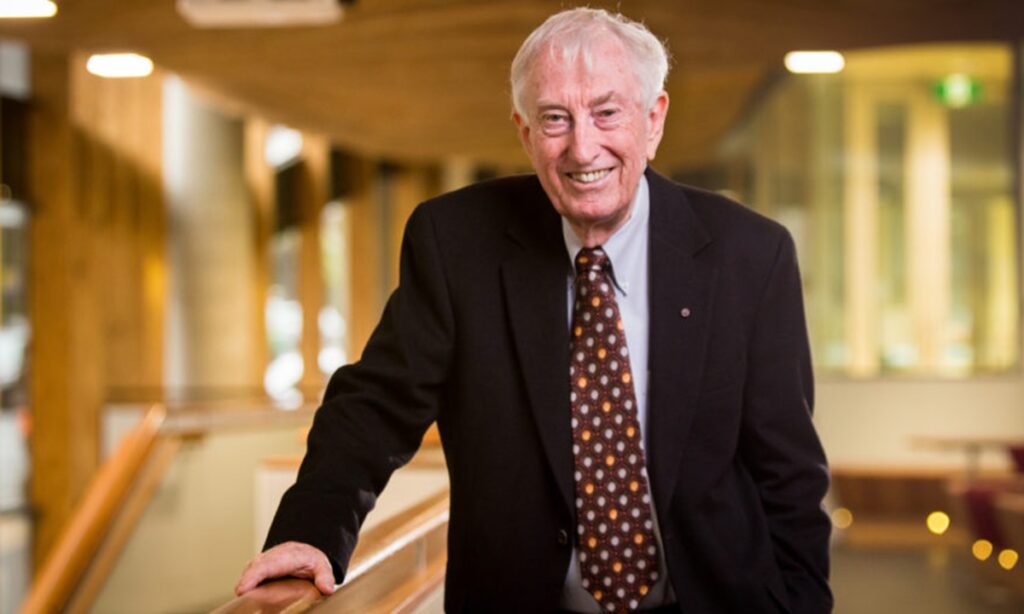 Nobel Prize-winning Australian immunologist praises epidemic prevention measures in China