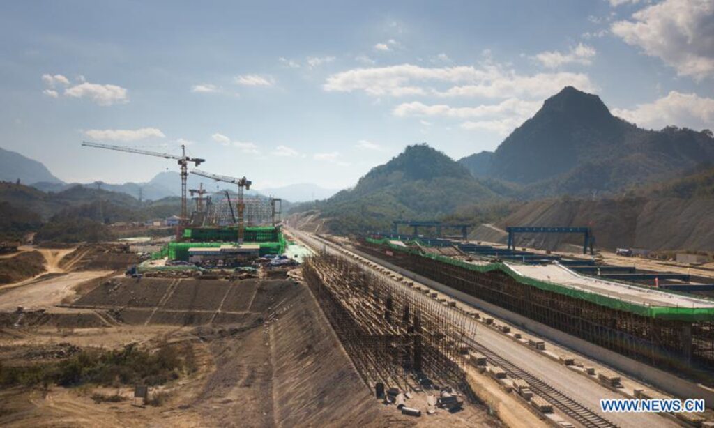 China-Laos railway tracks laid to Luang Prabang, achieving yearly goals