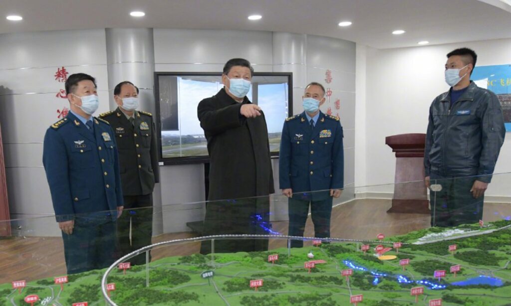 Xi inspects air force troops stationed in Guizhou