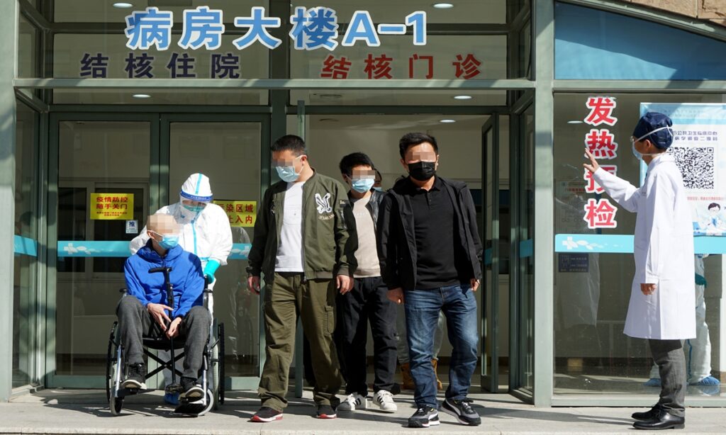 15 COVID-19 patients discharged from hospital in Shanghai, 12 remain hospitalized