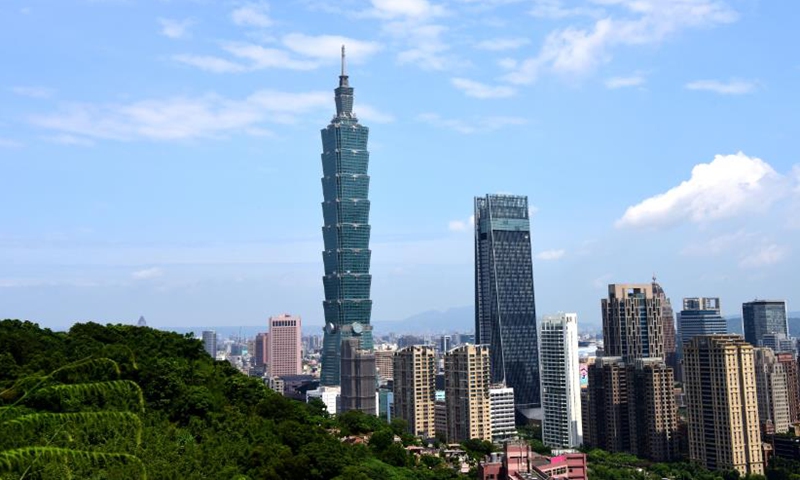 Changes in govt work report on Taiwan show tougher line for ‘national reunification’ Changes in govt work report on Taiwan show tougher line amid policy consistency