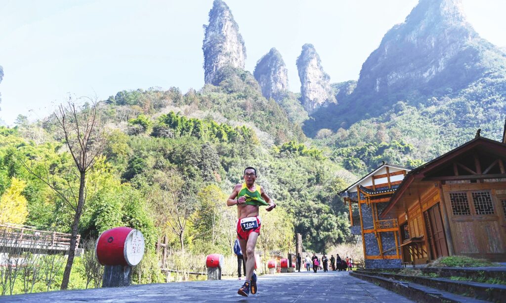 Over 10 marathons, trail runs suspended after Gansu tragedy