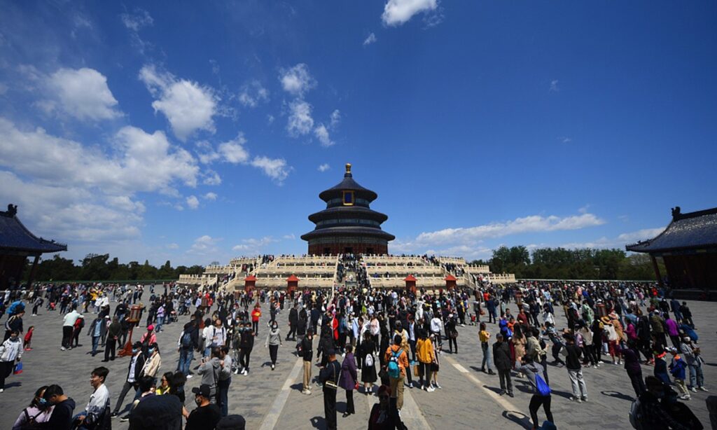 China’s May Day holidays open on an upbeat note with flight, hotel bookings hitting record highs over 1st day