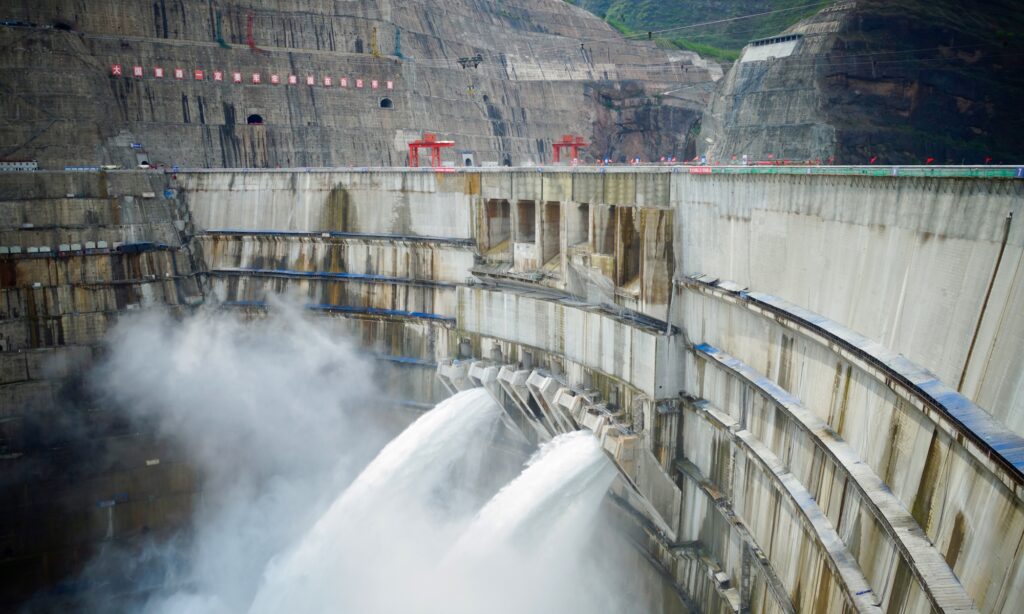 Xi congratulates on operation of Baihetan hydropower station