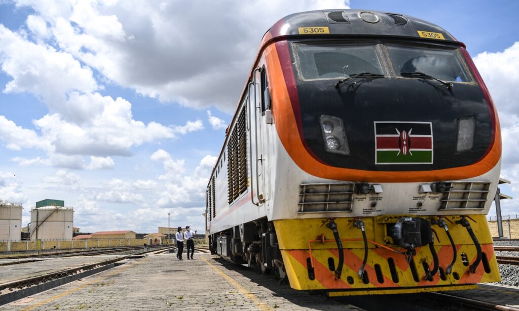 Chinese-built modern railway in Kenya celebrates 1,500 days of safe operation