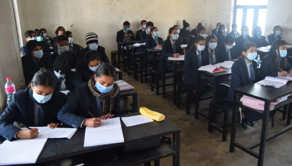 Parliamentary committee instructs the government to conduct class 12 examination in physical presence