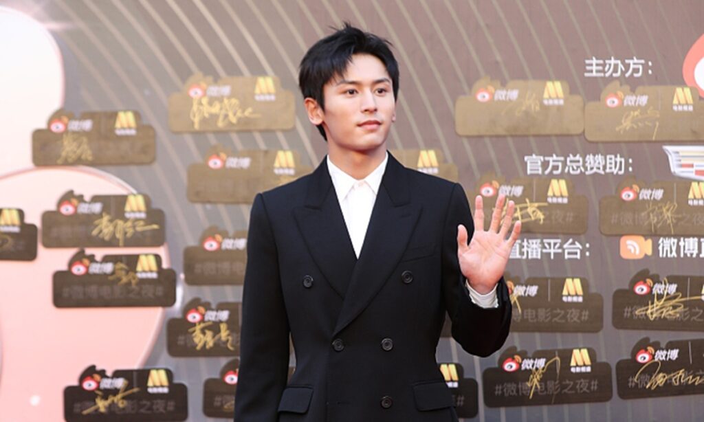 Chinese actor Zhang Zhehan ‘pays heavy price’ by posing at Japan’s notorious Yasukuni Shrine; ‘all brands end cooperation’