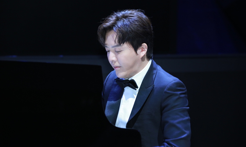 Pianist is detained for misdemeanor, but society should give him a face-saving chance