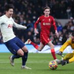 Son rescues Spurs in thriller