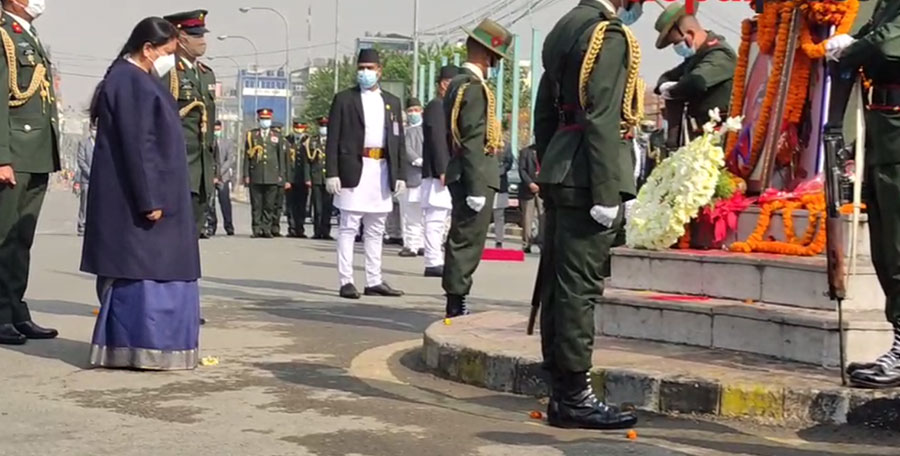 President Bhandari laid a wreath at the statue of Prithvi Narayan