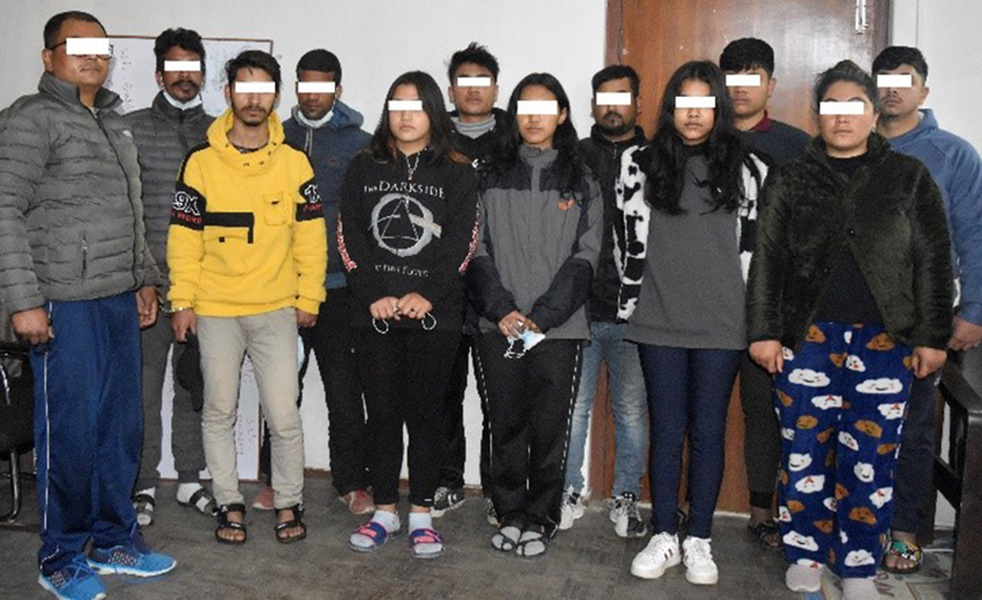 A gambling gang was caught in Nepal and in the United States