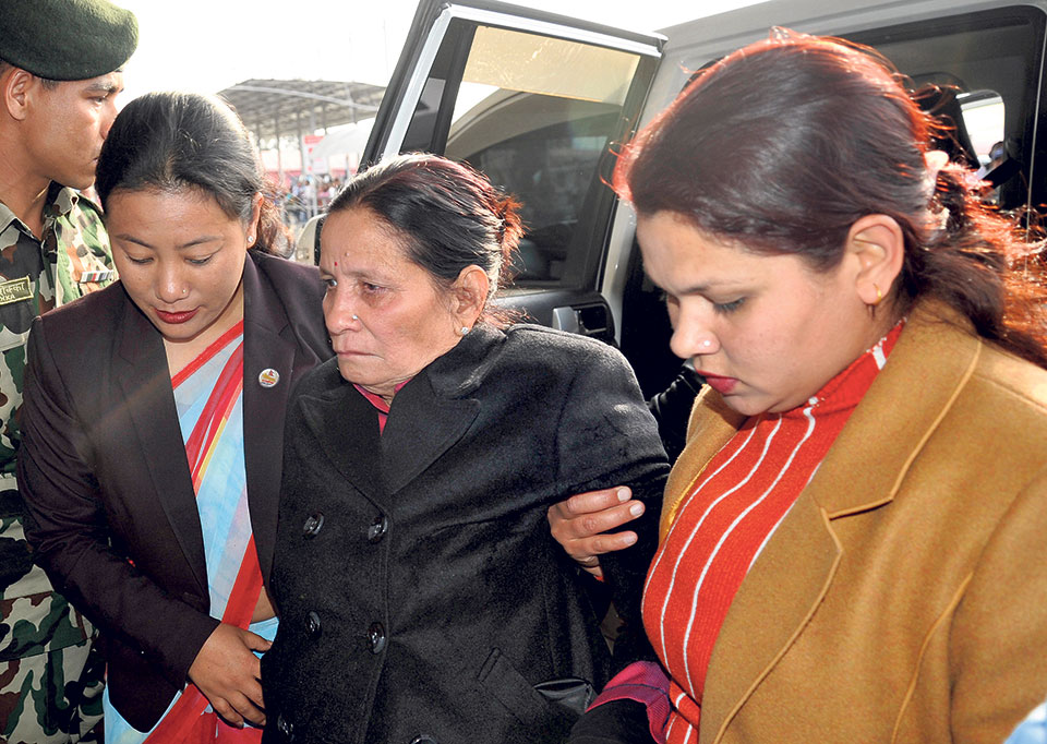 Prachanda’s wife Sita continues treatment in corona infection, ICU