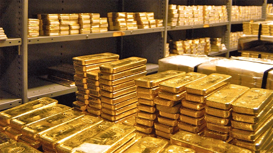 Gold smuggling case: Six persons including agent busted