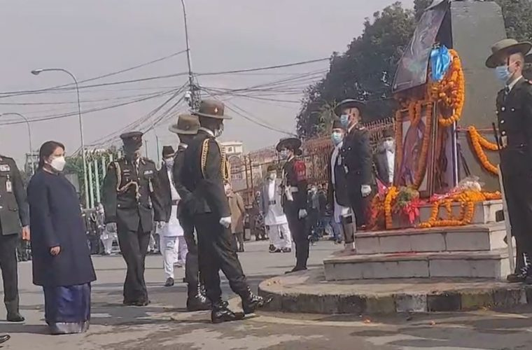 President Bhandari lays wreath at the statue of Prithvi Narayan Shah