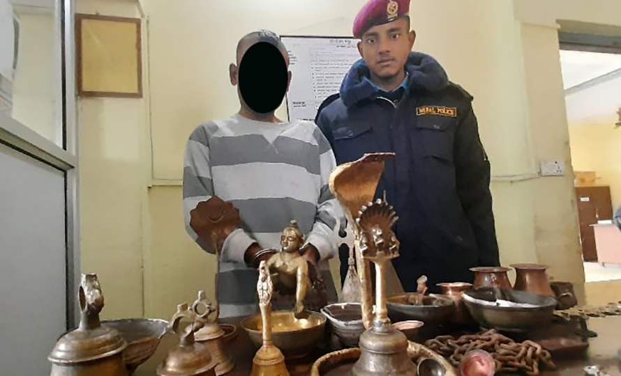 Man arrested for stealing idol from Ram Janaki temple