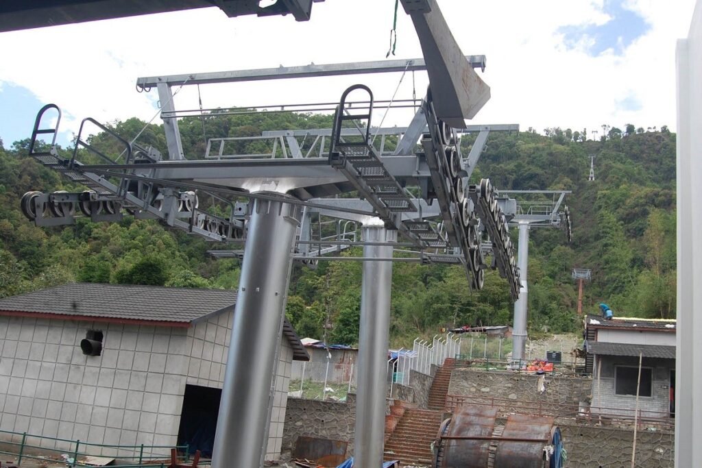 The connection of Bandipur cable car tower began