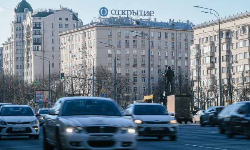 US, Europe to remove some Russian banks from SWIFT, escalating economic sanctions