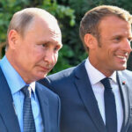 Putin, Macron discuss situation in Ukraine over phone