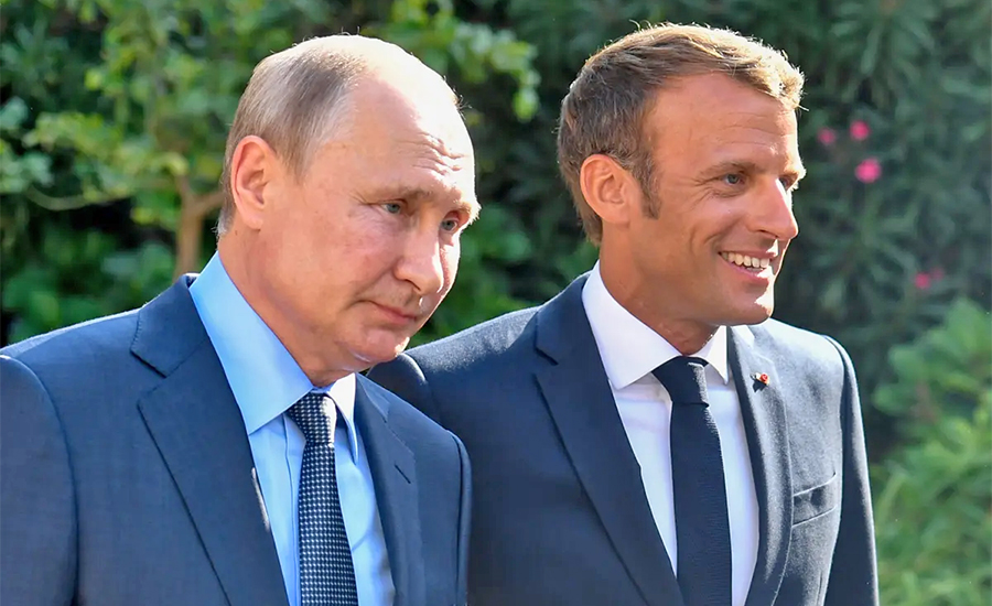 Putin, Macron discuss situation in Ukraine over phone