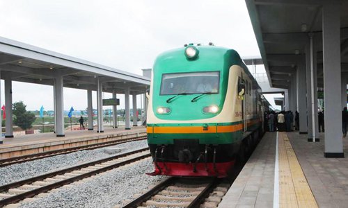 Gunmen attack NW Nigerian airport, disrupt flights