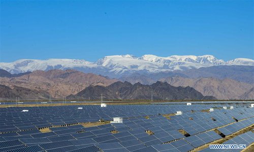 Lawmaker calls for turning Xinjiang into green energy hub