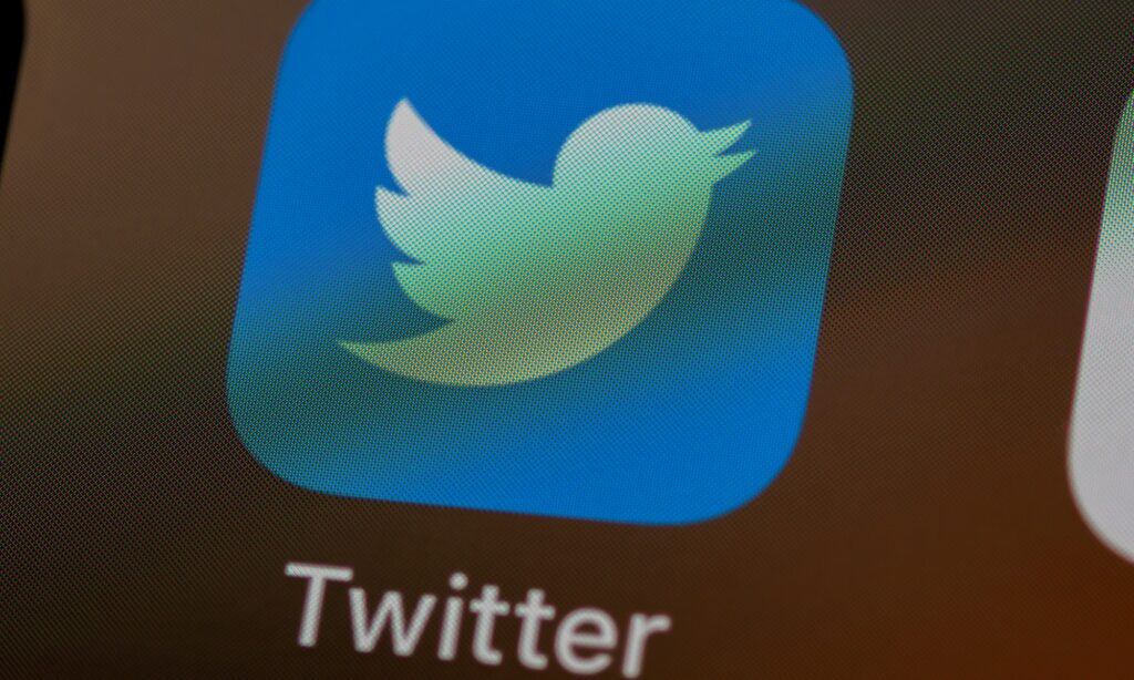 Sputnik Agency Considers Labelling of Its Staff Accounts on Twitter ‘Witch Hunt’