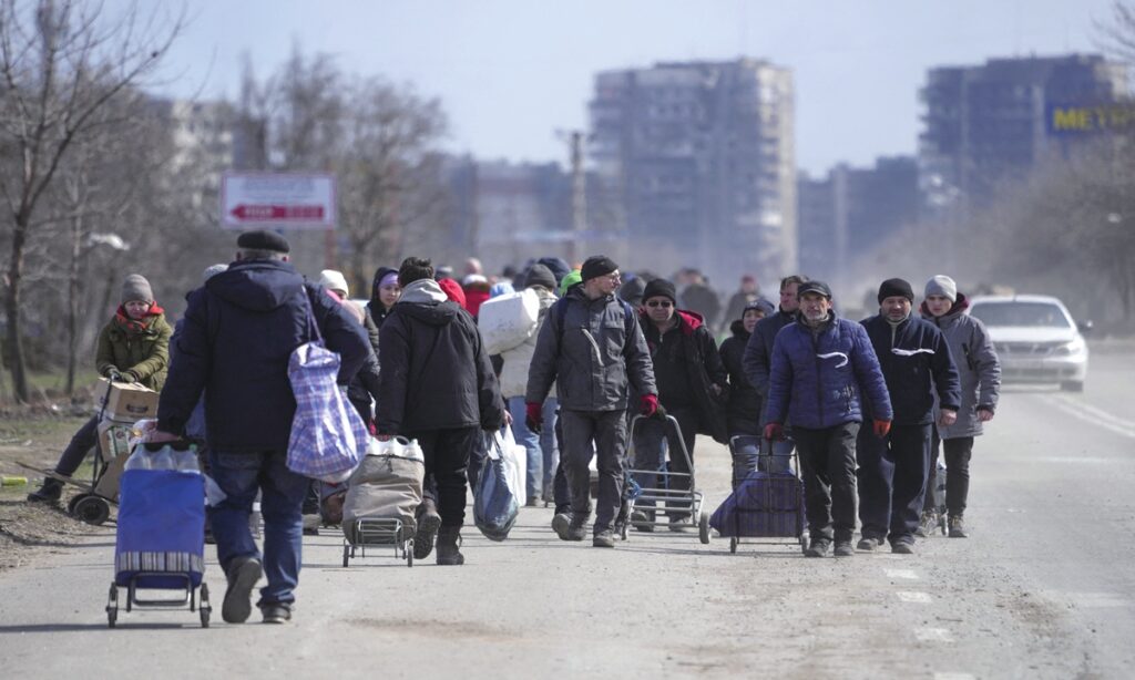 Ukraine to continue civilian evacuation from Mariupol