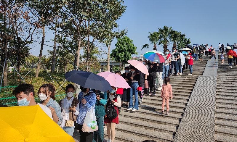 Shenzhen asks residents to provide negative COVID-19 results taken within 72hrs when entering public places, transportation