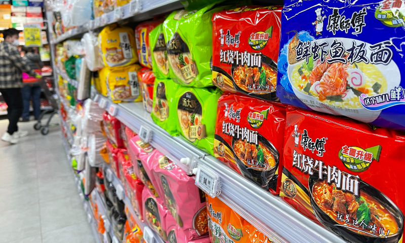 Suspected mouse droppings found in instant noodles in NE China