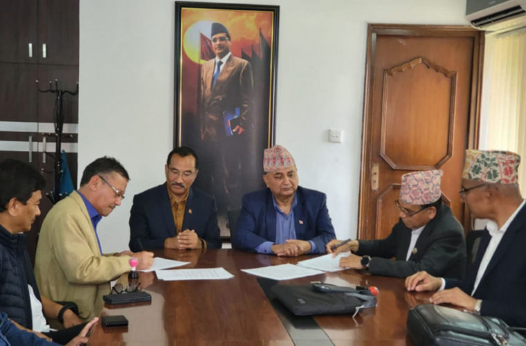 UML and RPP Nepal agree to form an electoral alliance