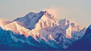 Indian citizen dies in climbing course Mt Kanchenjunga