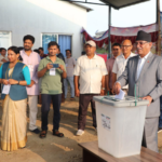 Prachanda casts his vote in Chitwan