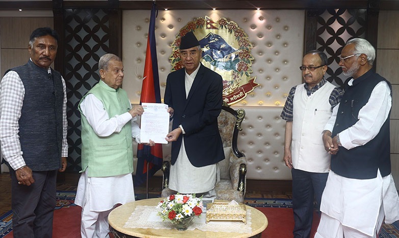 LOSAPA handed over a memorandum to Prime Minister Deuba