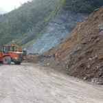 Traffic along Narayangadh-Muglin road resumes