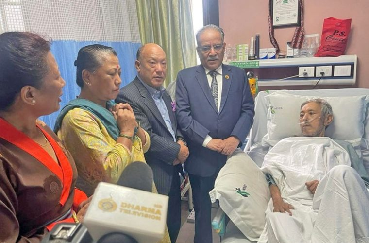 Prachanda reached Nepal Cancer Hospital to meet cancer patient Shambhu Tamang