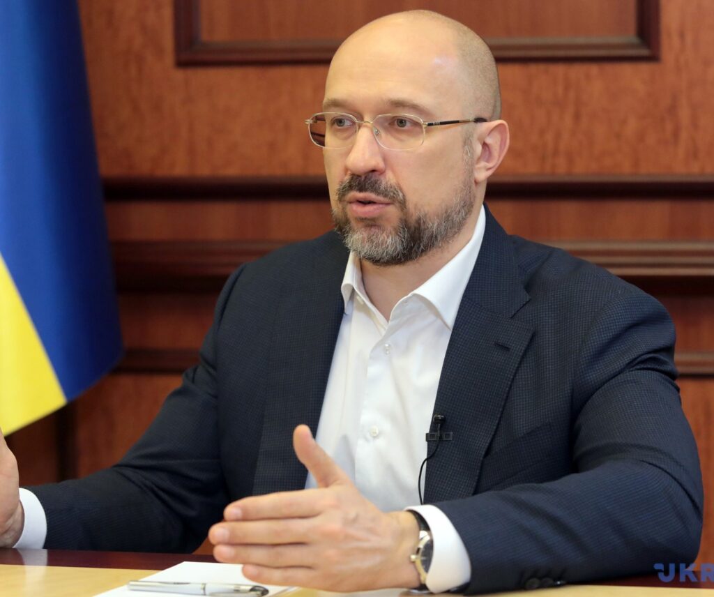 Ukrainian PM welcomes 1-bln-euro aid from EU