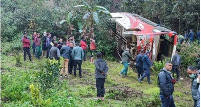 At least six die in Palpa bus accident 