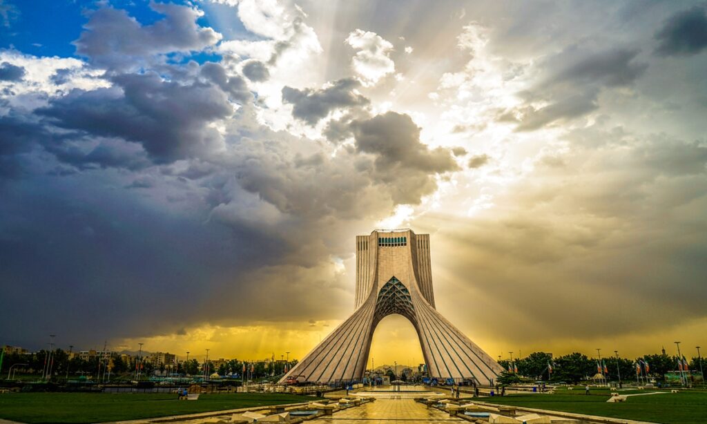 Iran shuts government offices, schools as sandstorm blankets Tehran