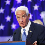 US-FLORIDA-GUBERNATORIAL-CANDIDATE-CHARLIE-CRIST-HOLDS-ELECTION-