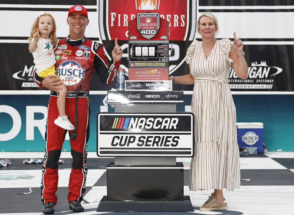 MOT-NAS-SPO-NASCAR-CUP-SERIES-FIREKEEPERS-CASINO-400