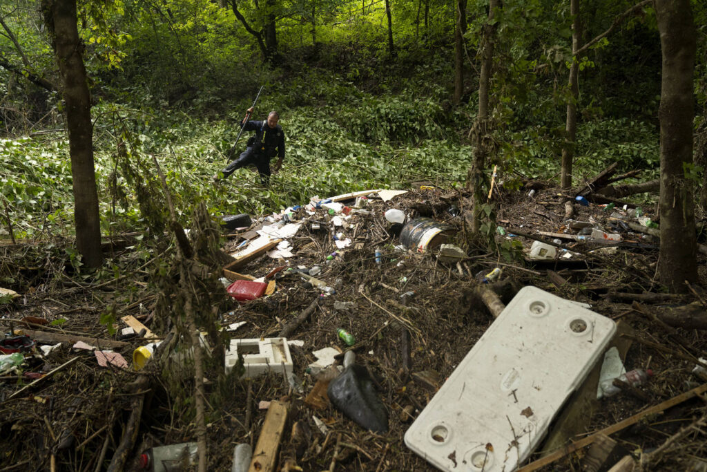 US-AT-LEAST-28-DIE-AS-MAJOR-FLOODING-RAVAGES-EASTERN-KENTUCKY-AF