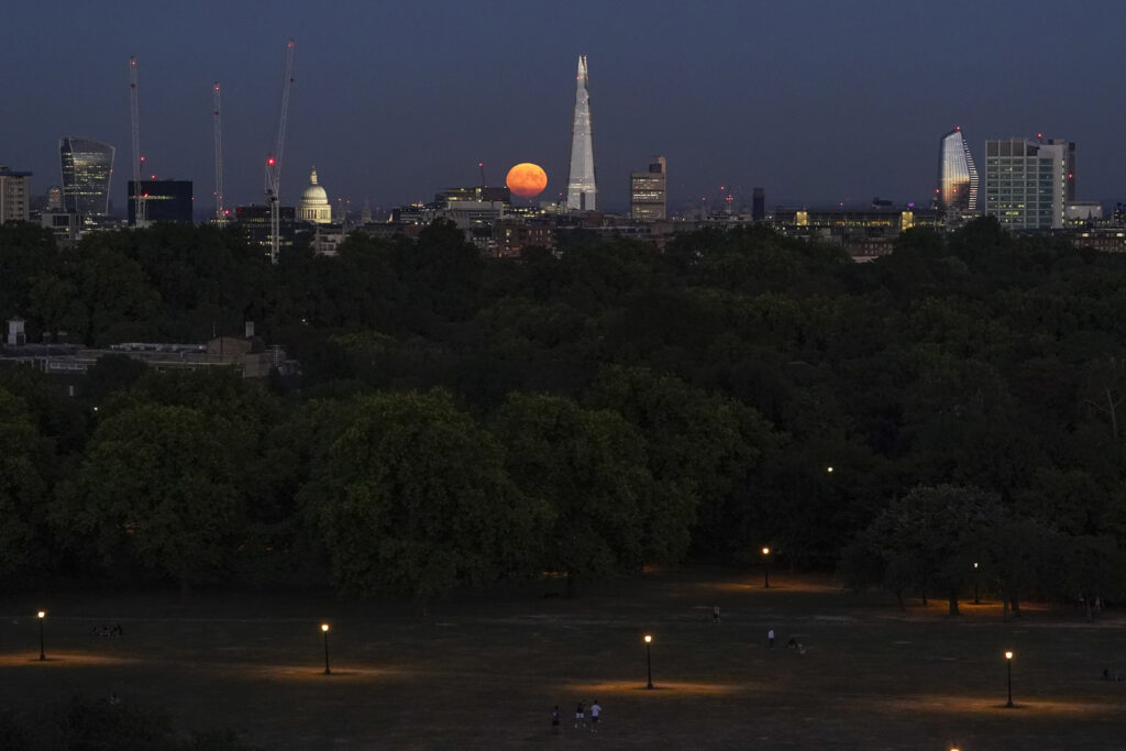 Britain Supermoon